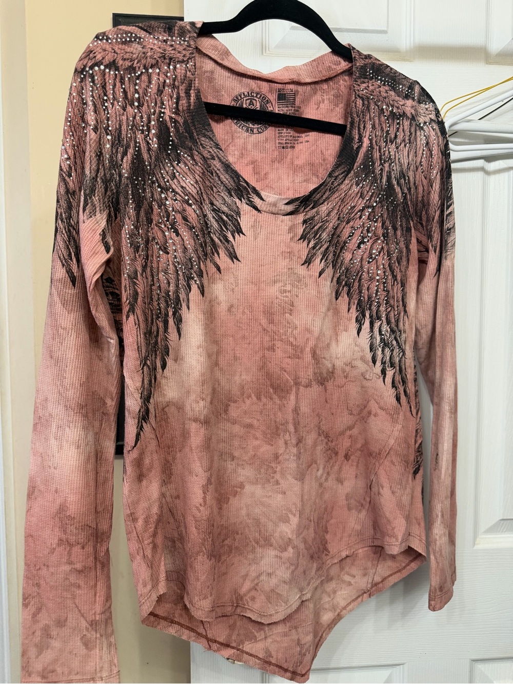 Affliction women’s LS Feather Graphic Top